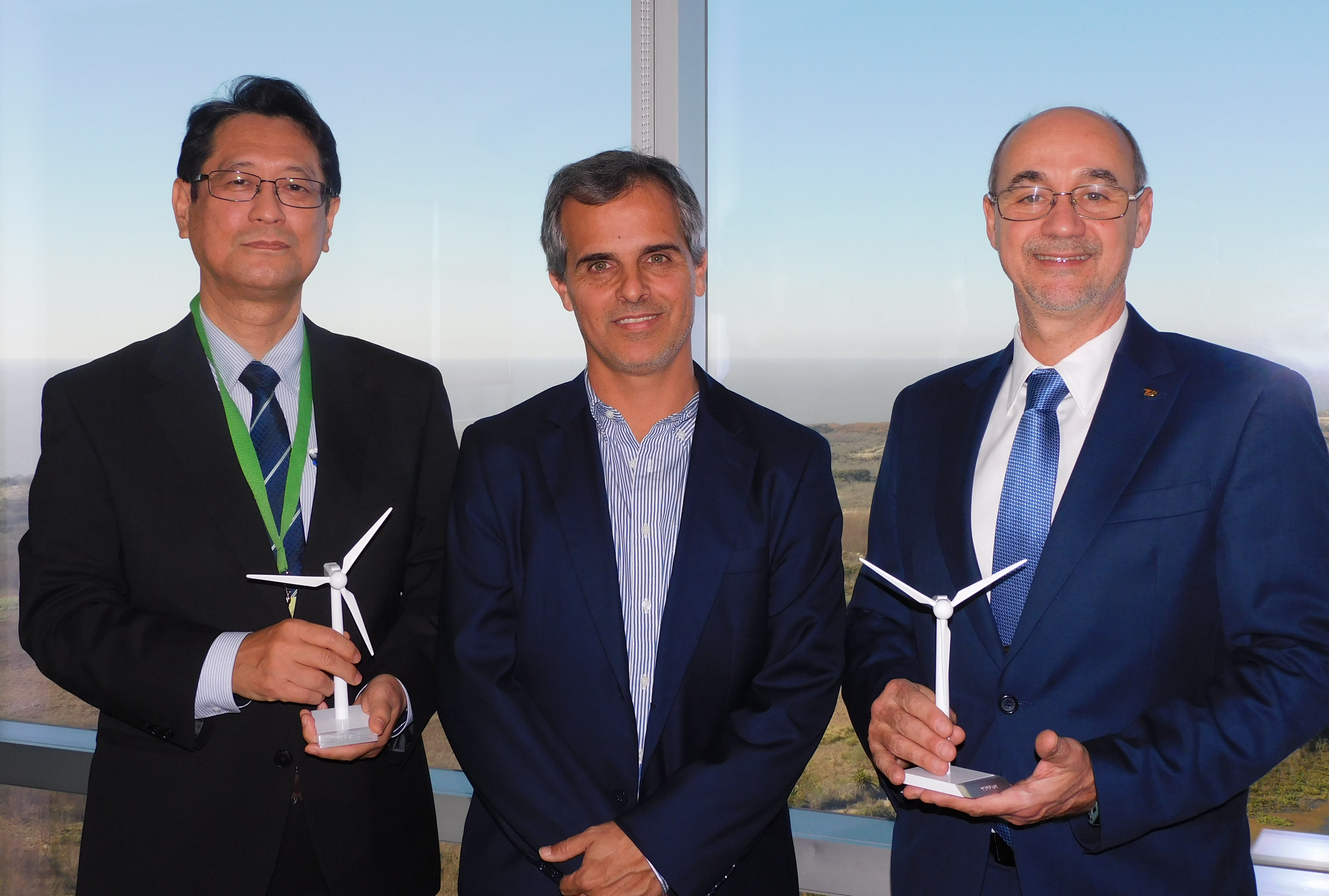  Toyota Boshoku Argentina y Sewtech Argentina abastecerán el 80%  de su demanda con energía renovable de YPF Luz